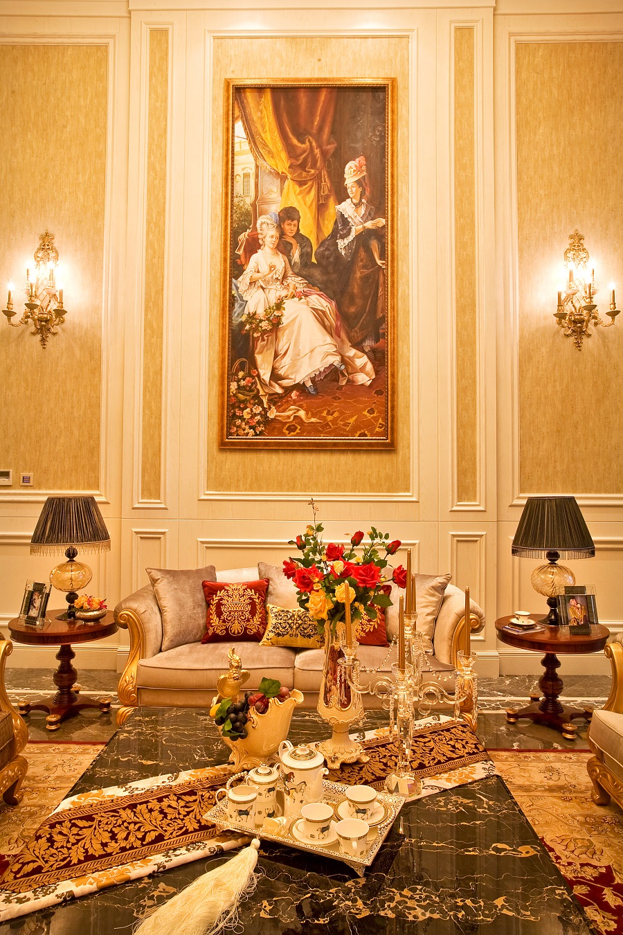 صانع أثاث الضيافة