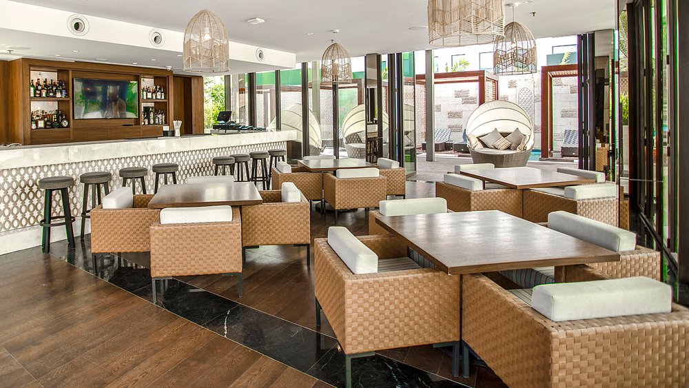 أثاث غرفة نوم الفندق