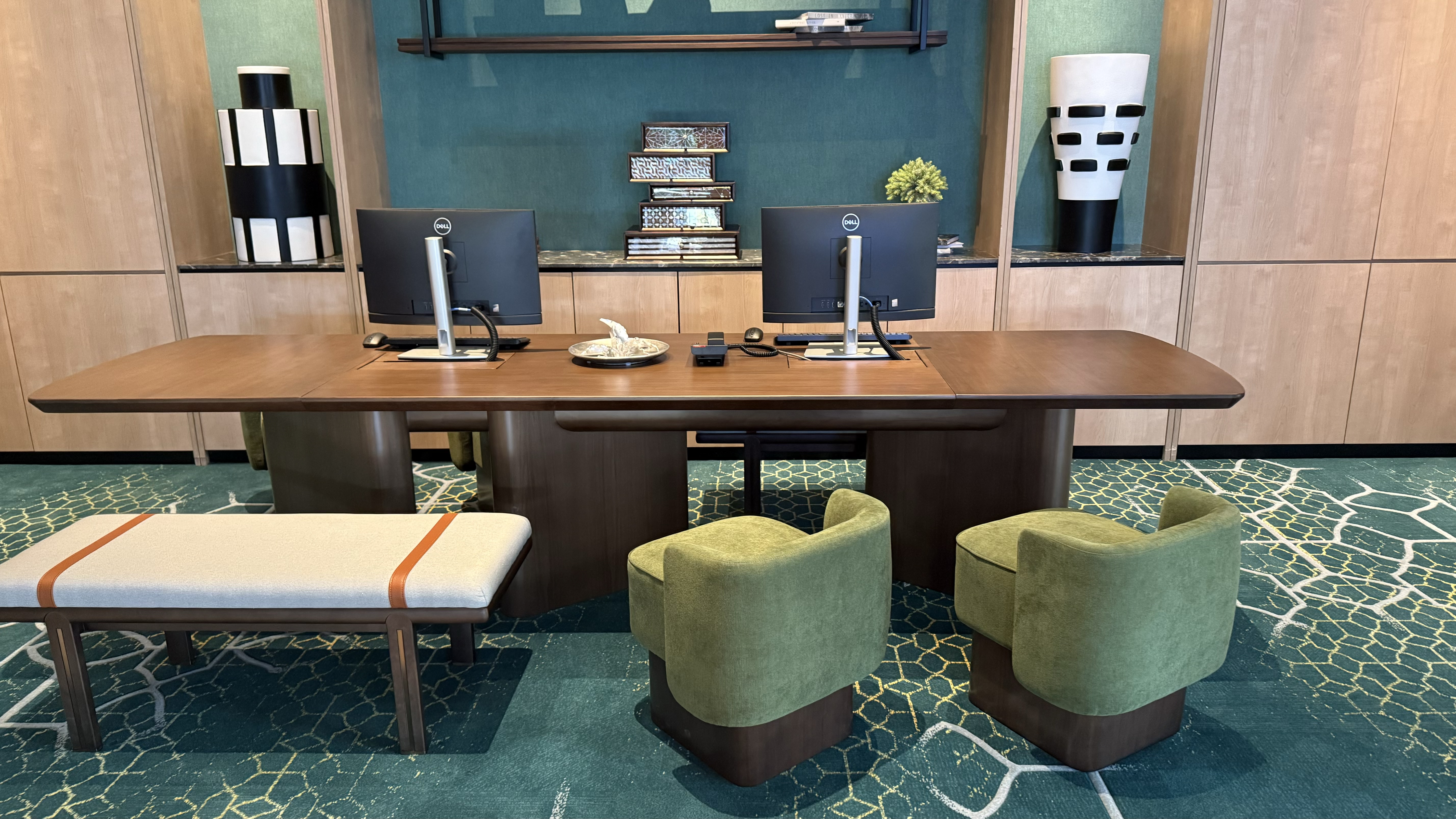 أثاث غرفة نوم الفندق