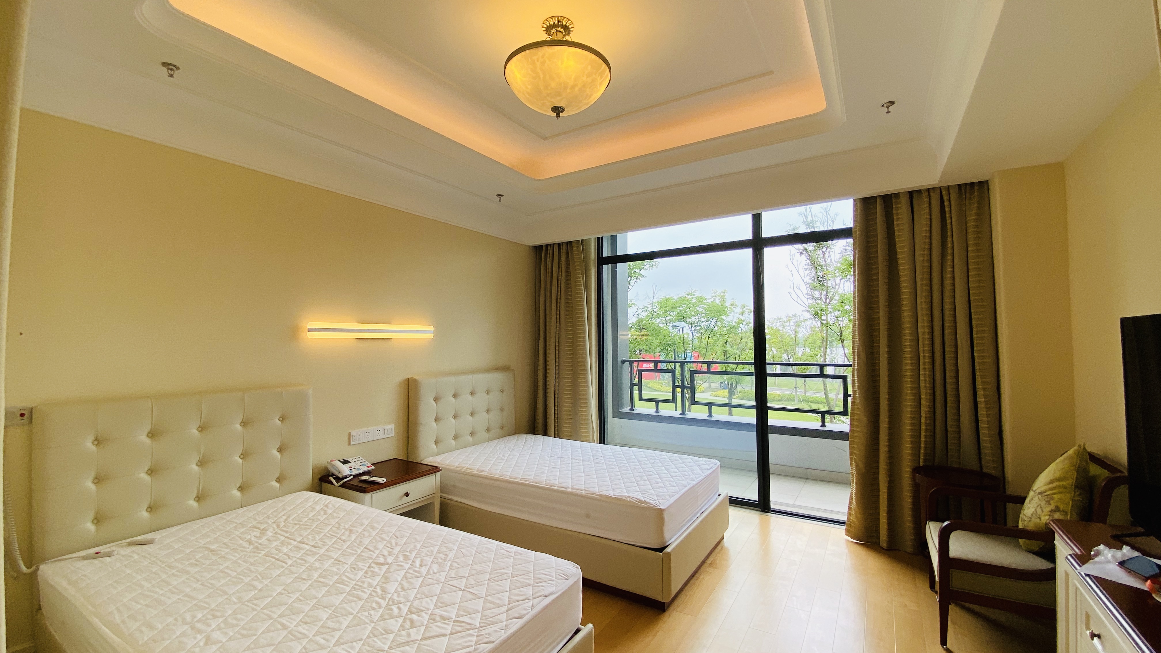 مصنع أثاث بهو الفندق