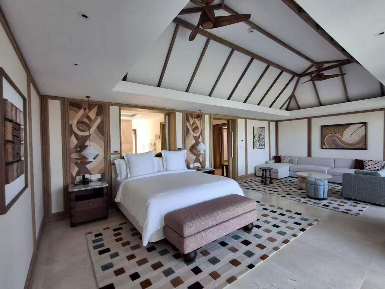 أثاث غرف الضيوف في منتجع فور سيزونز موريشيوس